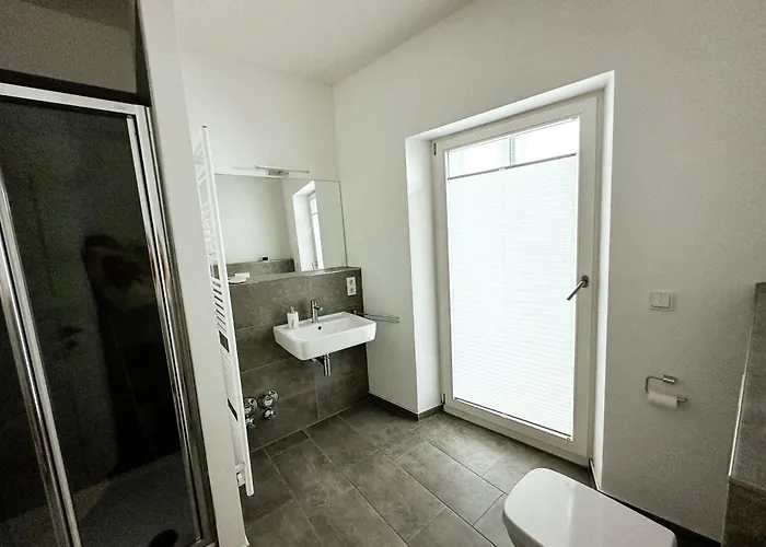 아파트 Sali Homes - Urban Escape - Modern With Balcony & View 바이로이트